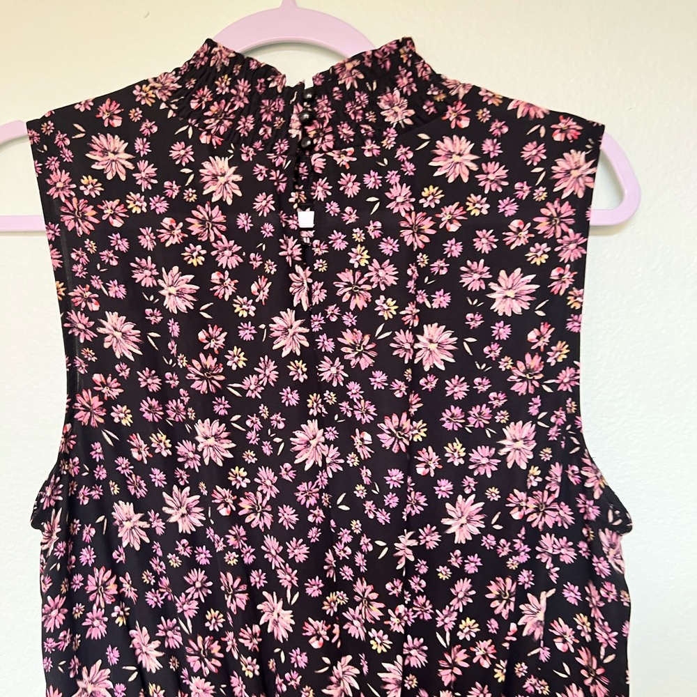 Beautiful dress new no tag